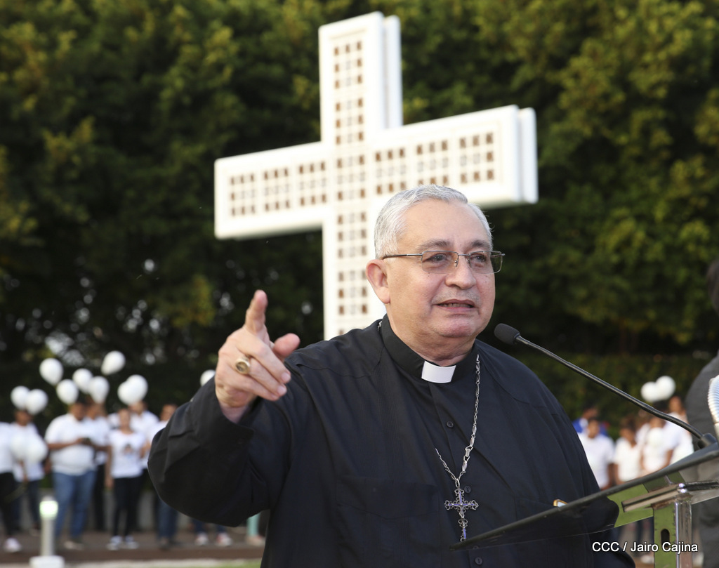 eddy-montenegro-padre-monsenor